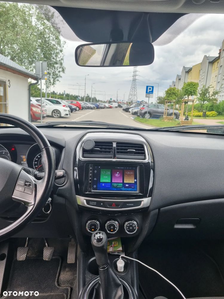 Mitsubishi ASX 1.6 Inform - 11