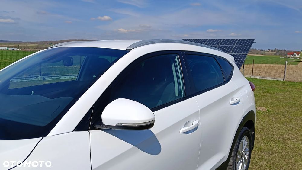 Hyundai Tucson 1.7 CRDI BlueDrive Style 2WD - 14