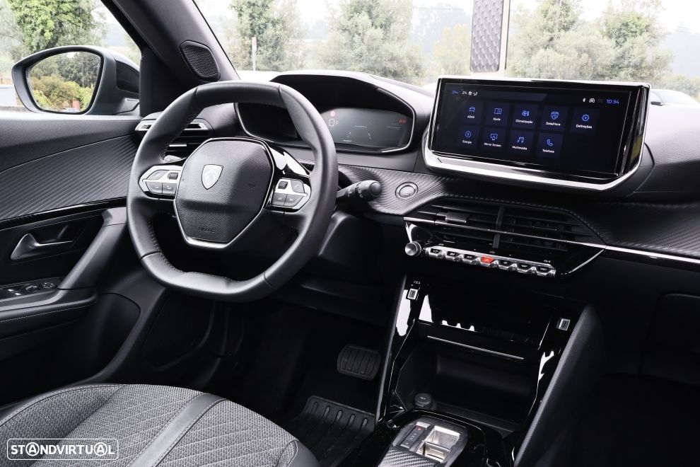 Peugeot e-2008 54 kWh Allure - 11