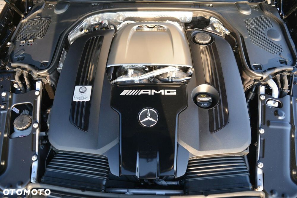 Mercedes-Benz AMG GT - 7