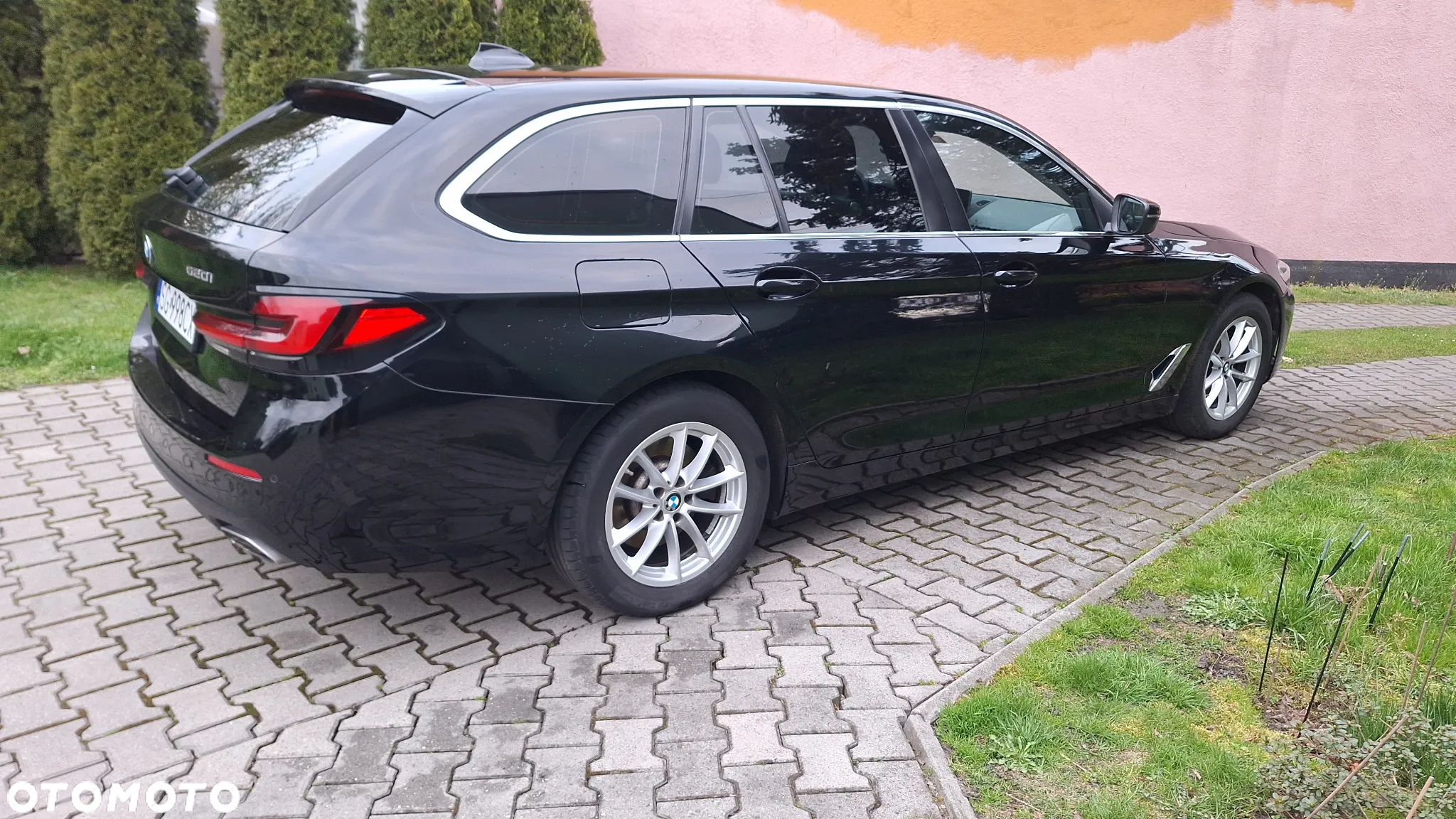 BMW Seria 5 520i Touring Luxury Line - 10