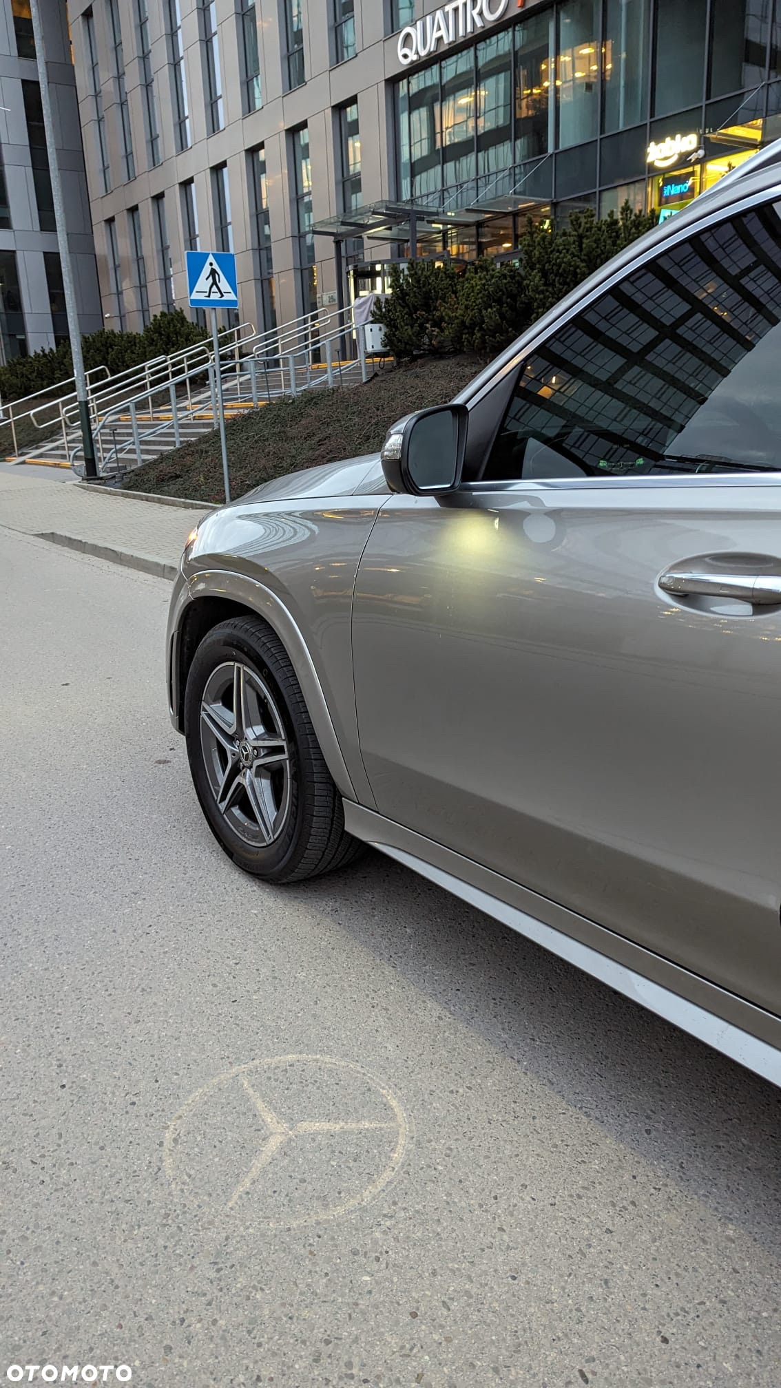 Mercedes-Benz GLE - 30