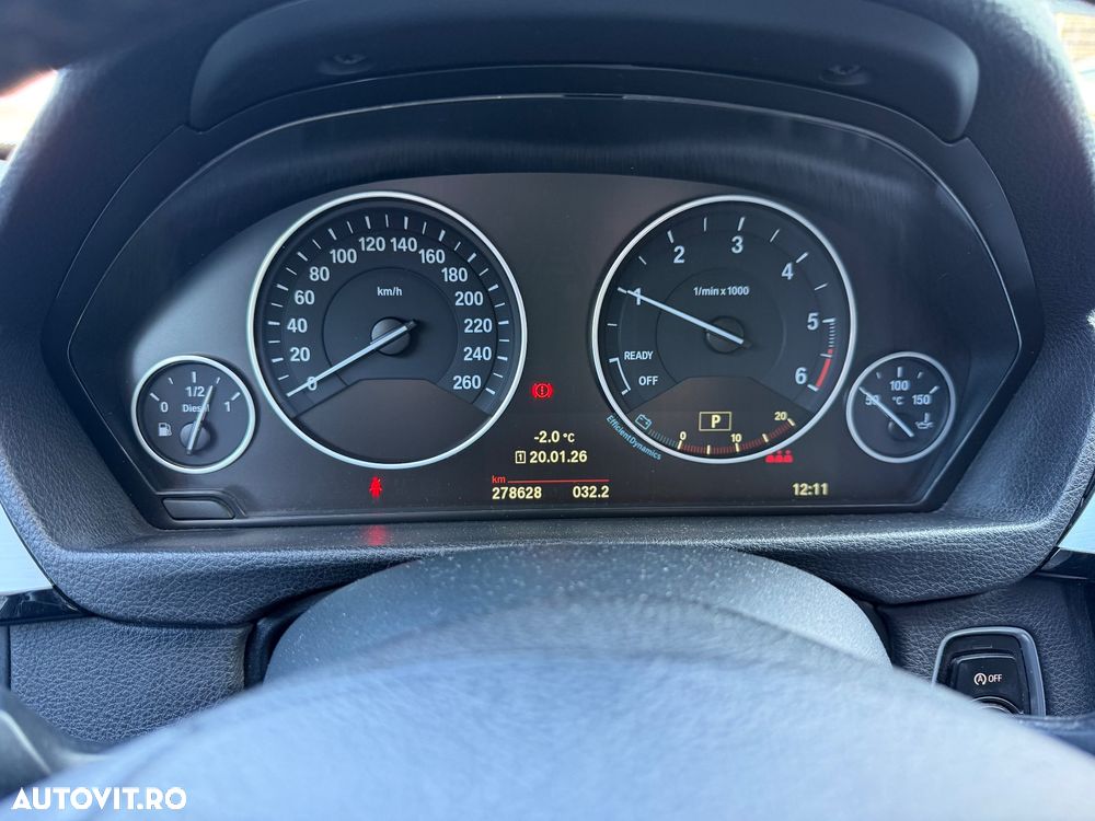 BMW Seria 3 320d xDrive Aut. - 4