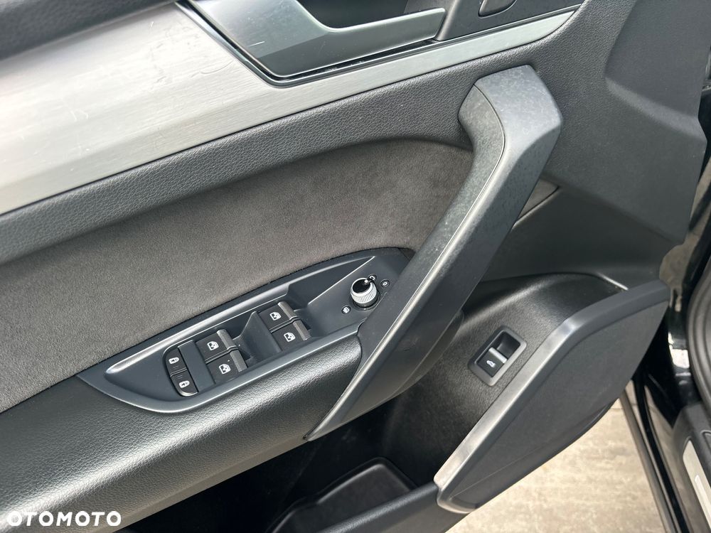 Audi Q5 40 TFSI quattro S tronic S line - 32