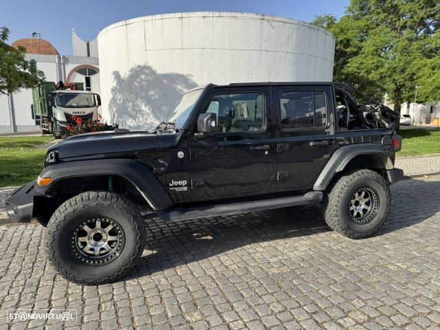 Jeep Wrangler - 2