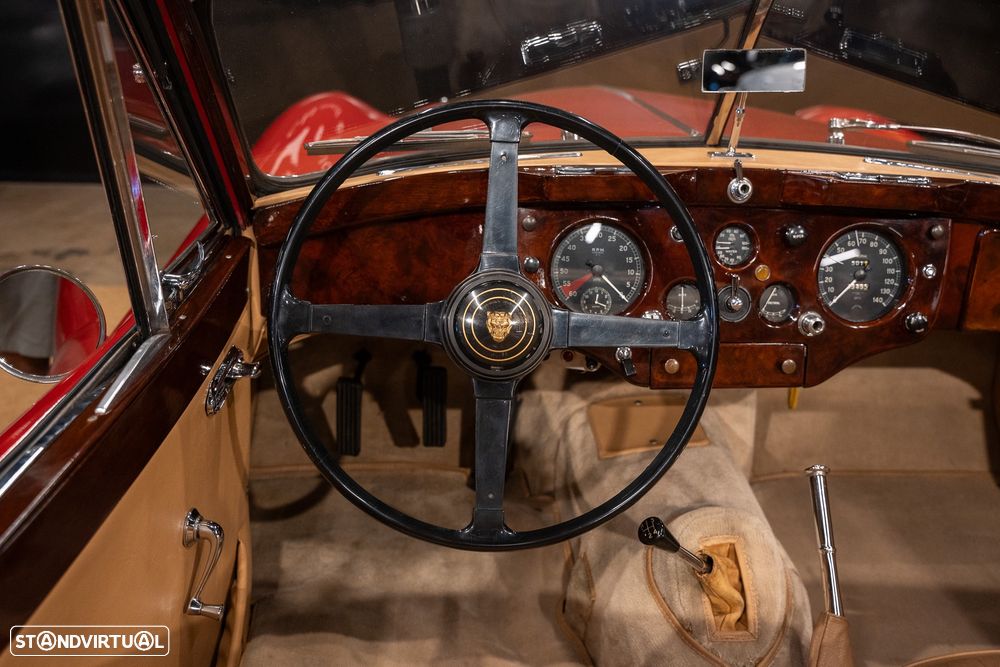 Jaguar XK140 - 18