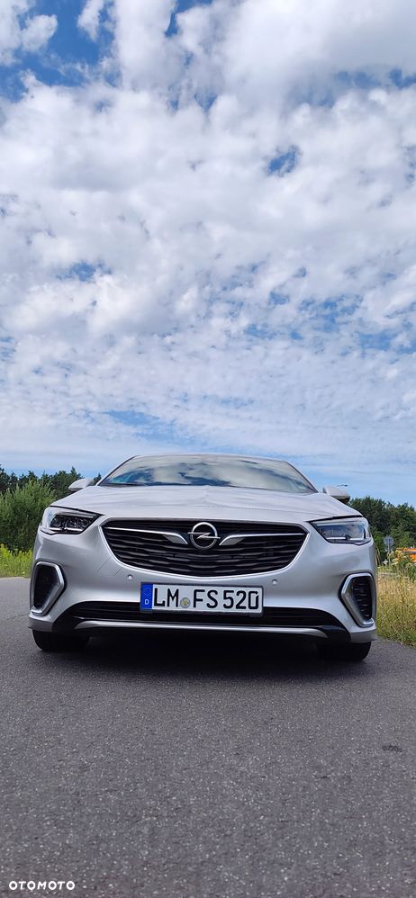 Opel Insignia 2.0 T 4x4 GSi S&S - 18
