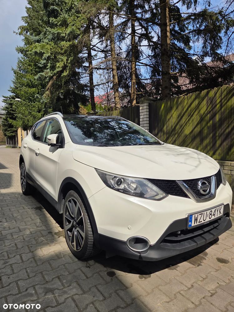 Nissan Qashqai 1.6 DCi Xtronic N-Connecta - 1