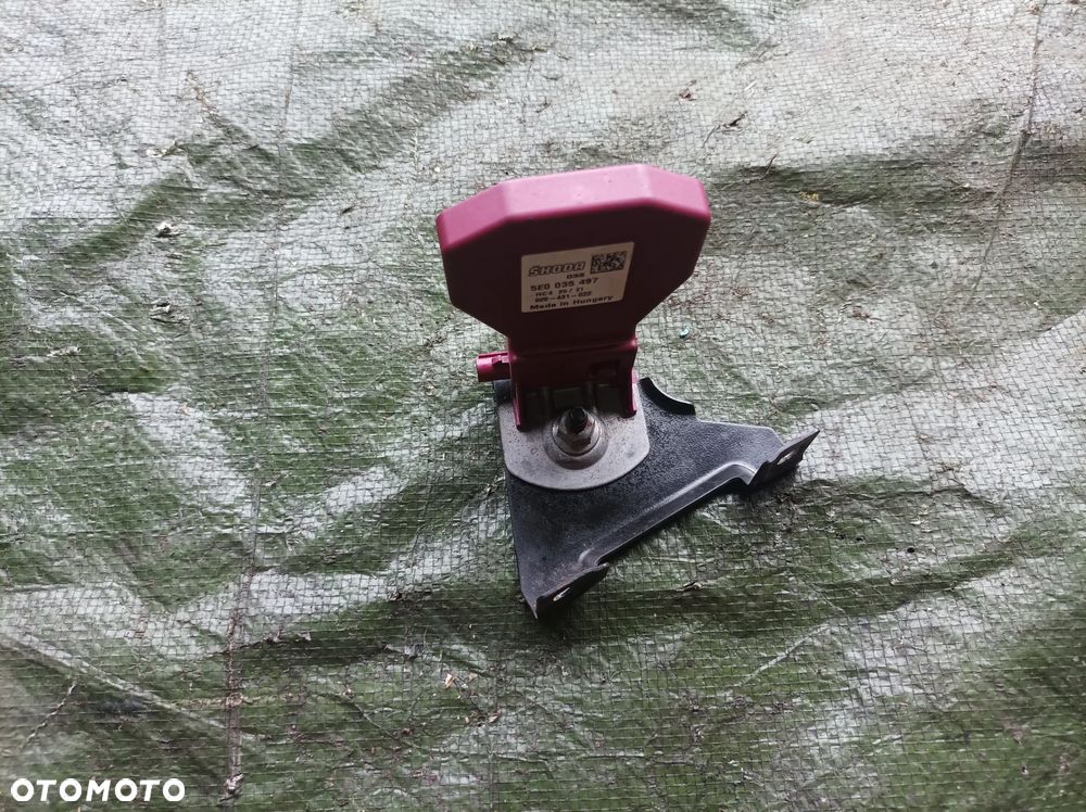 Skoda Octavia IV wzmacniacz antena 5E0035497 - 2