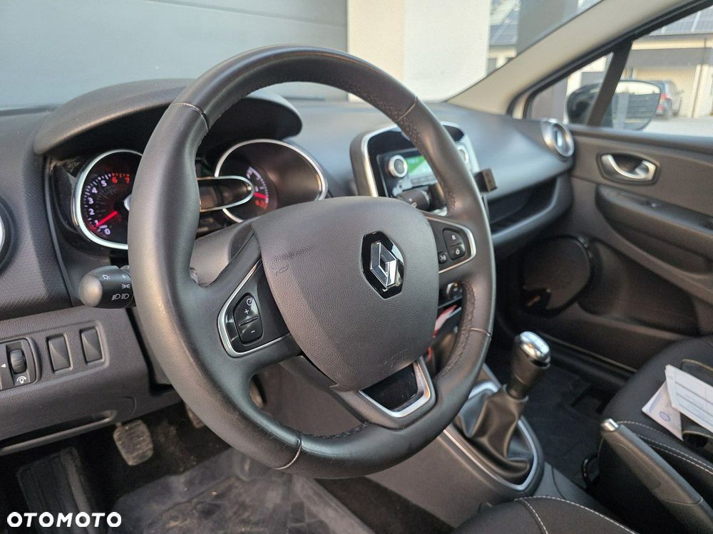 Renault Clio 1.2 16V 75 LIMITED - 17