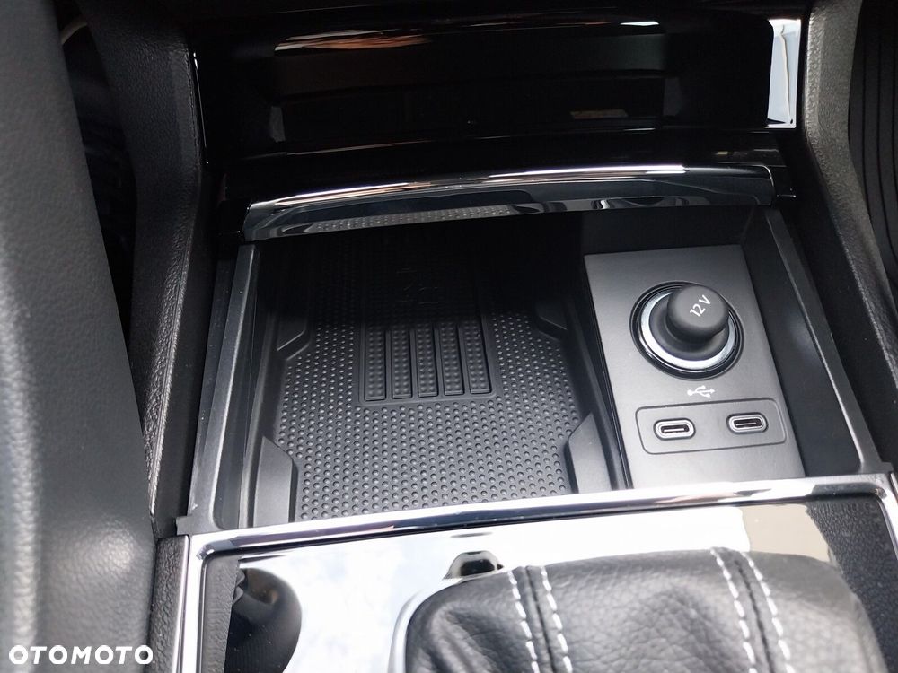 Skoda Karoq 1.5 TSI ACT Sportline DSG - 30