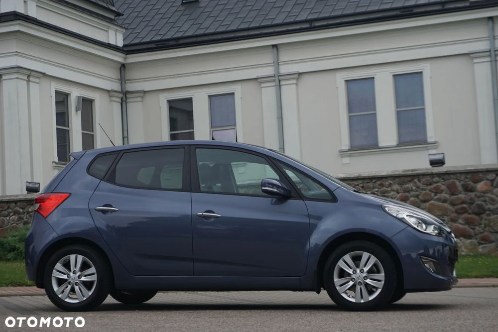 Hyundai ix20 1.4 blue Style - 11