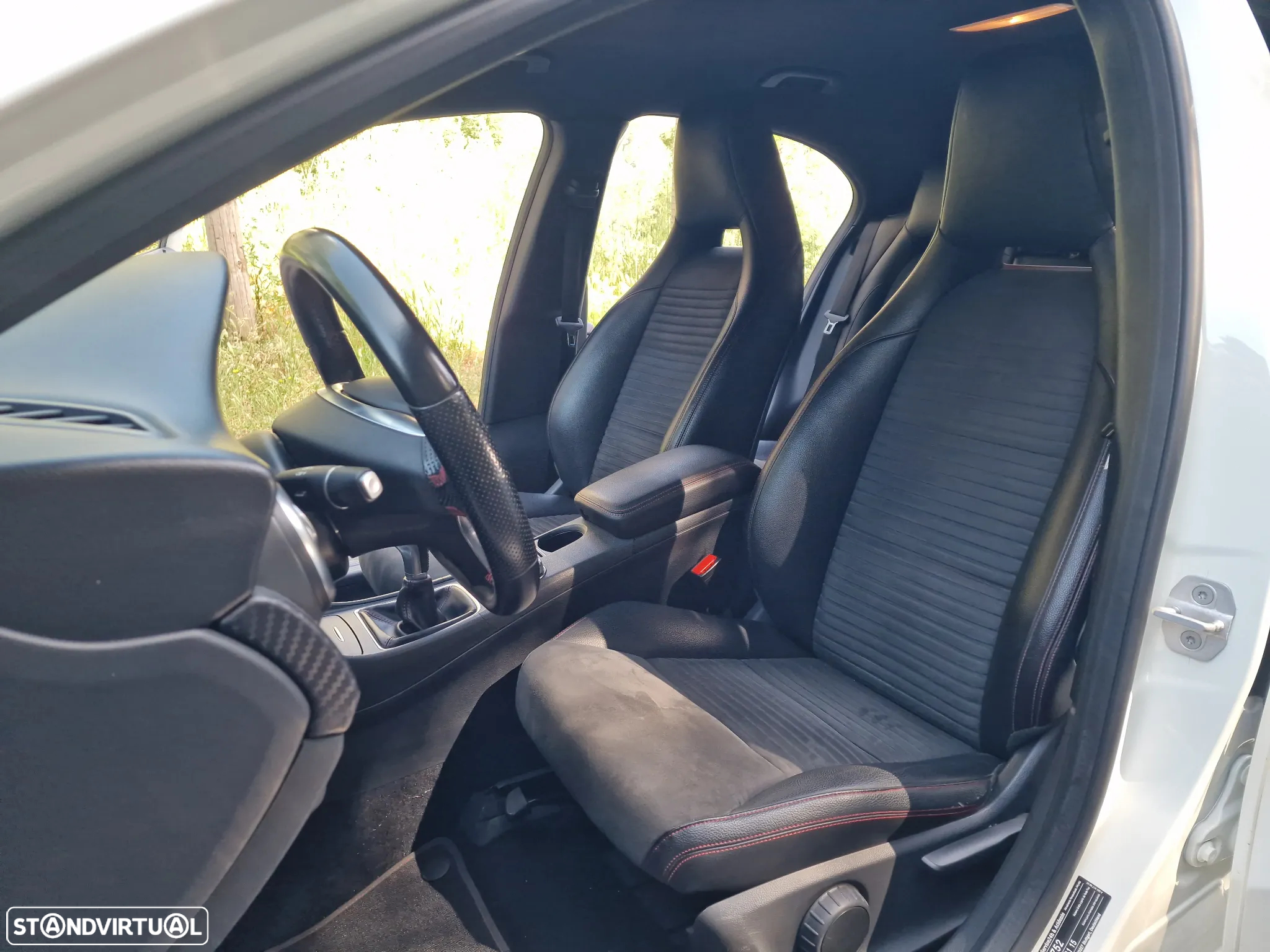 Mercedes-Benz A 180 CDi BE AMG Line - 56