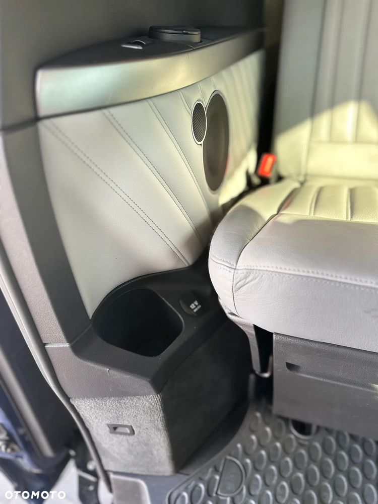 Mercedes-Benz Viano - 11