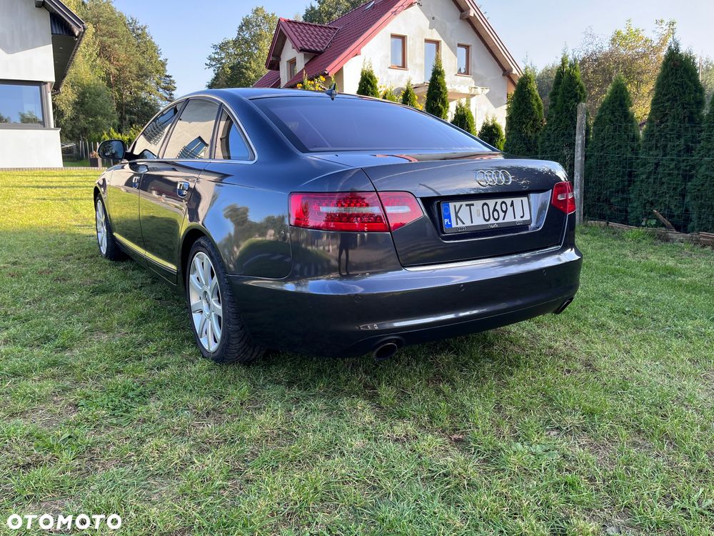 Audi A6 - 4