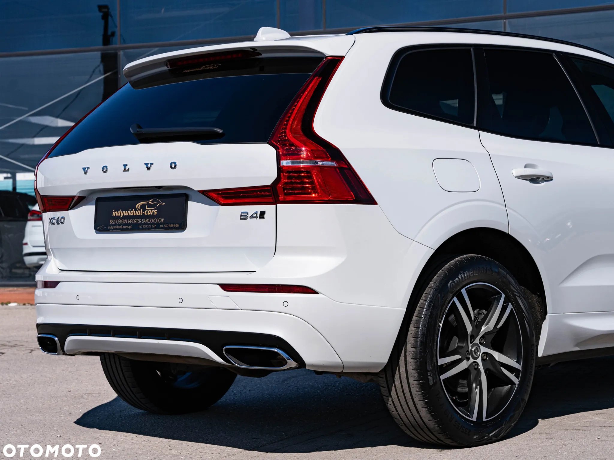 Volvo XC 60 B4 D AWD Plus Dark - 14