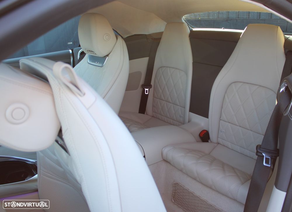 Mercedes-Benz SL 63 AMG 4Matic+ - 34