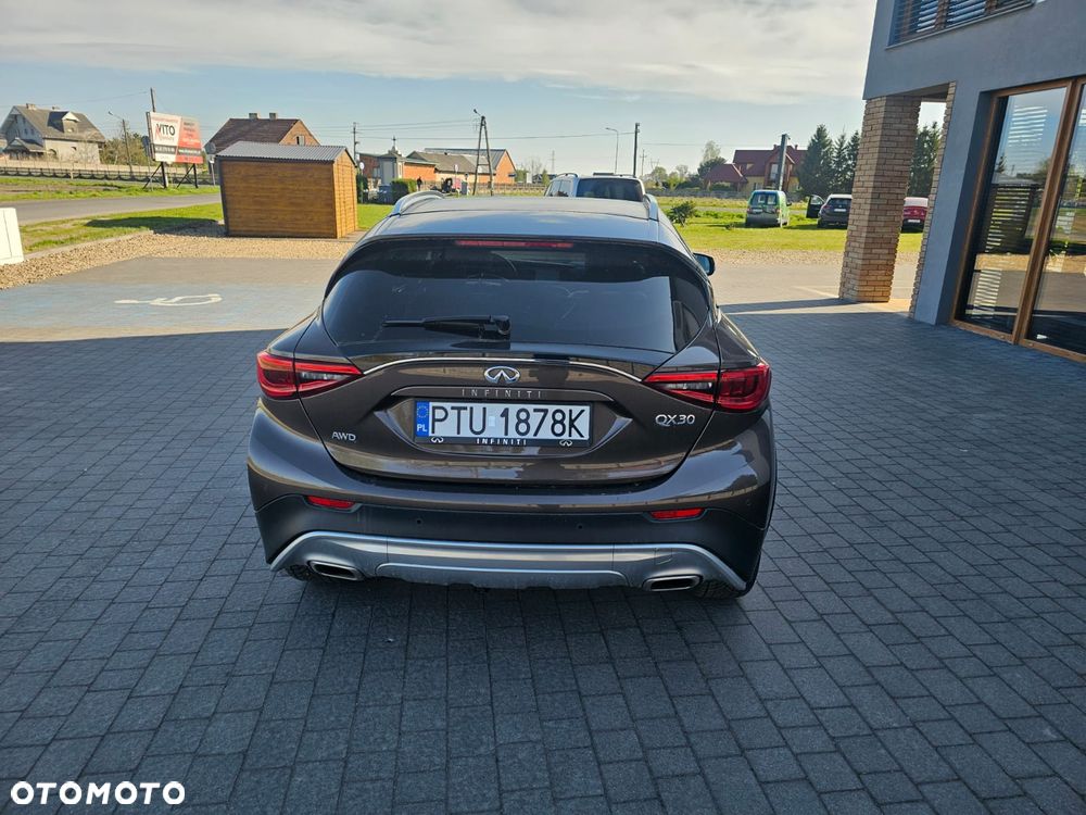 Infiniti QX - 4