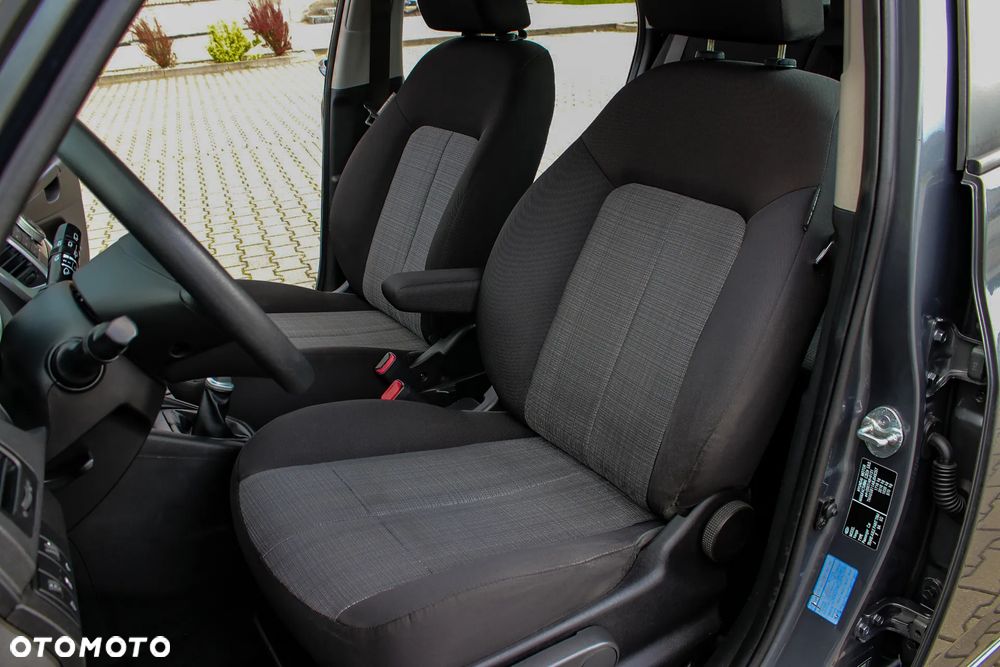 Kia Venga 1.4 L - 33