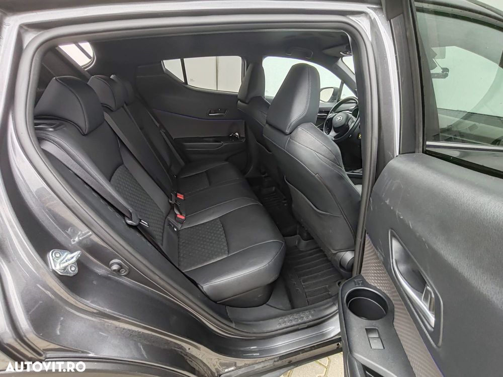 Toyota C-HR 1.8 HSD 4x2 CVT C-lassy LED - 12