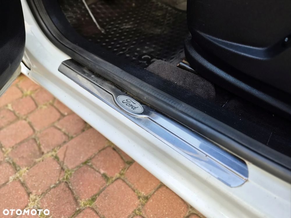 Ford S-Max - 35