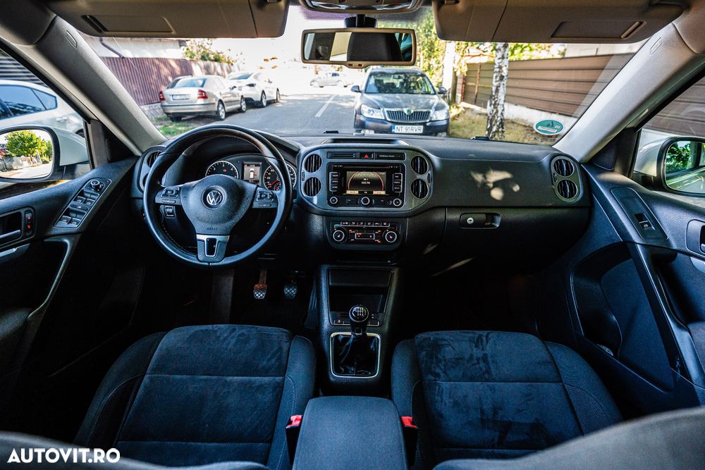 Volkswagen Tiguan 2.0 TDI DPF 4Motion BlueMotion Technology Lounge Sport & Style - 7