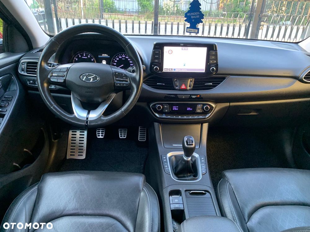 Hyundai i30 - 24
