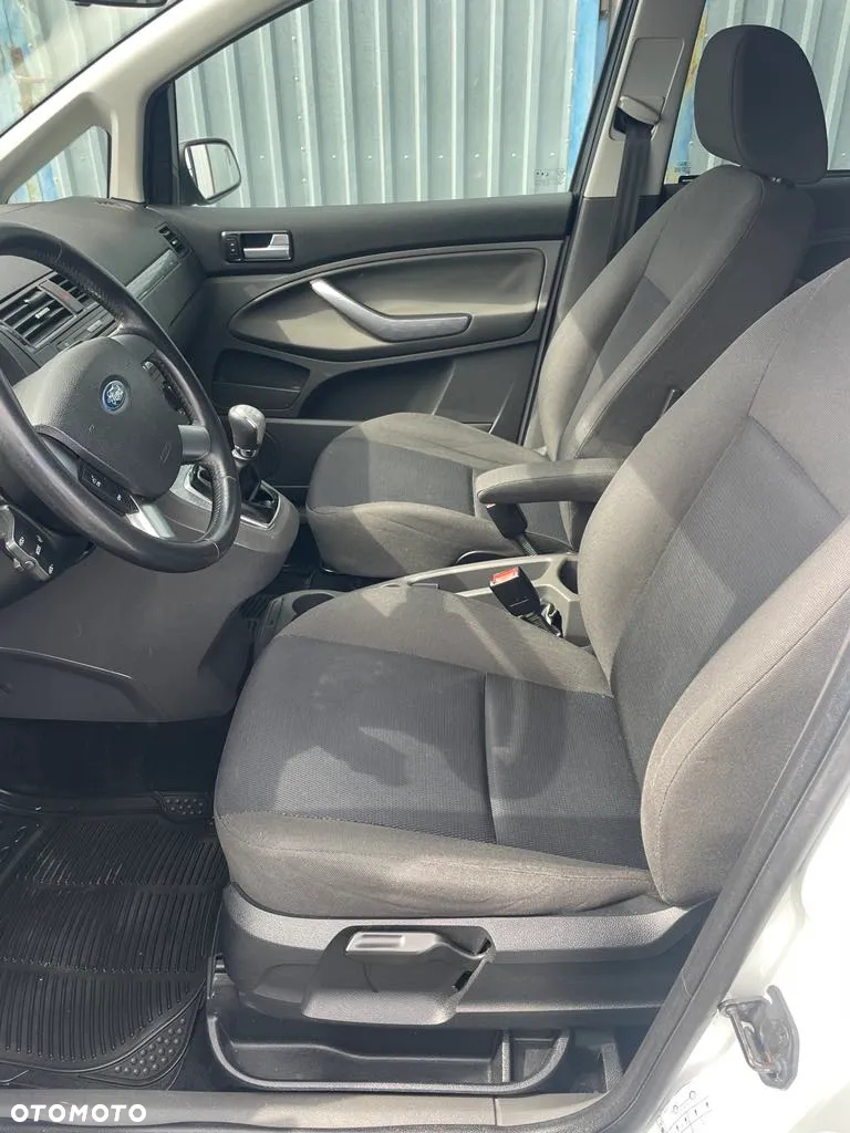 Ford C-MAX - 17