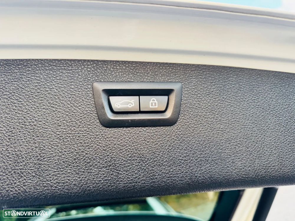 BMW 320 d Auto Pack M - 45