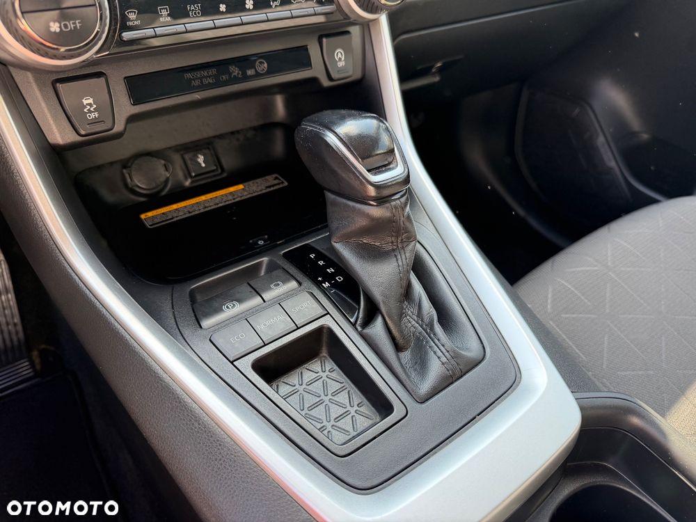 Toyota RAV4 2.0 Comfort 4x2 MS - 25