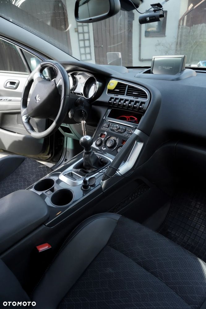 Peugeot 3008 - 12