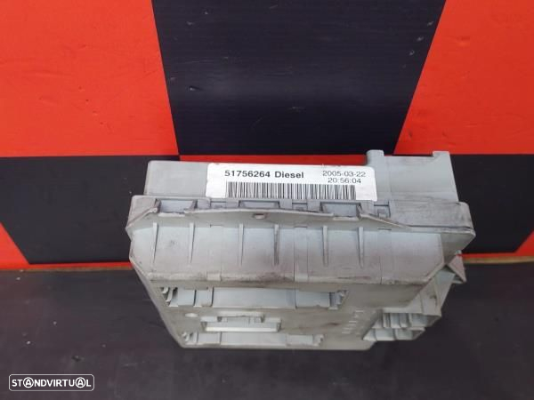 Caixa Dos Fusíveis Fiat Doblo Cargo (223_) - 3