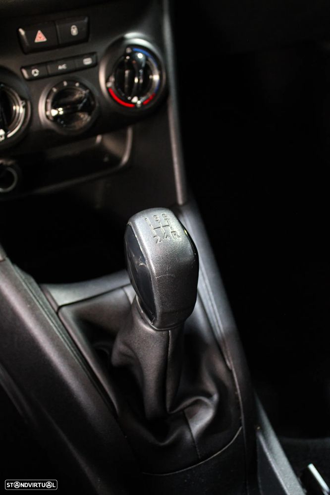 Peugeot 208 1.2 VTi Active - 30