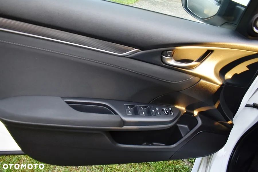 Honda Civic 1.5 T Sport Plus (Navi) - 12