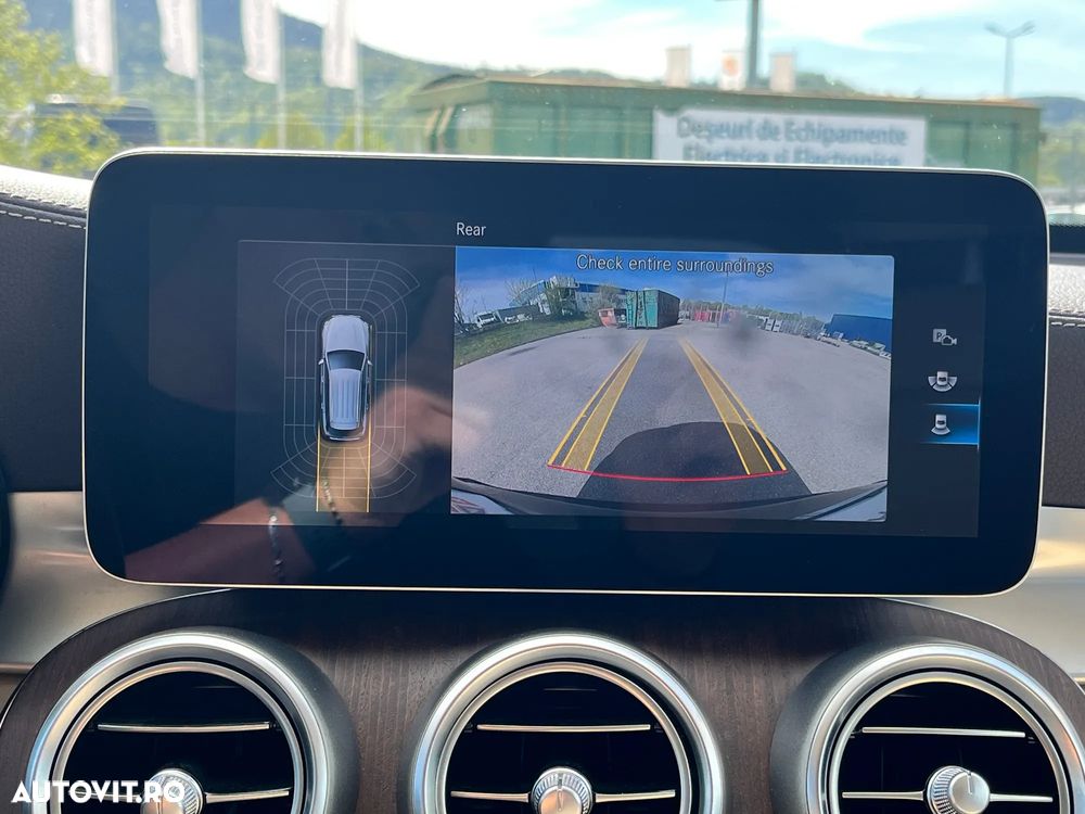 Mercedes-Benz GLC 200 4MATIC MHEV - 24