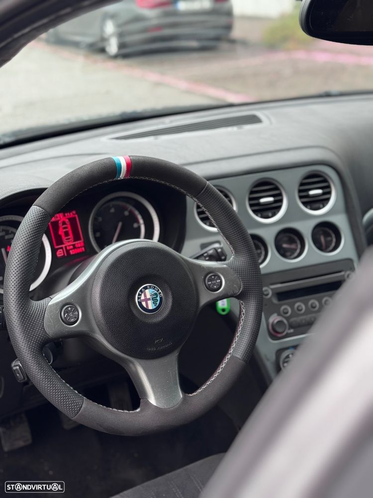 Alfa Romeo 159 Sportwagon 1.9 JTDm 16V Sportiva - 6