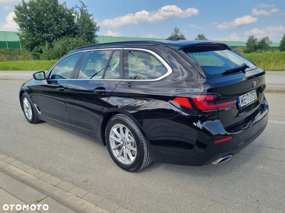 BMW Seria 5 518d mHEV - 3