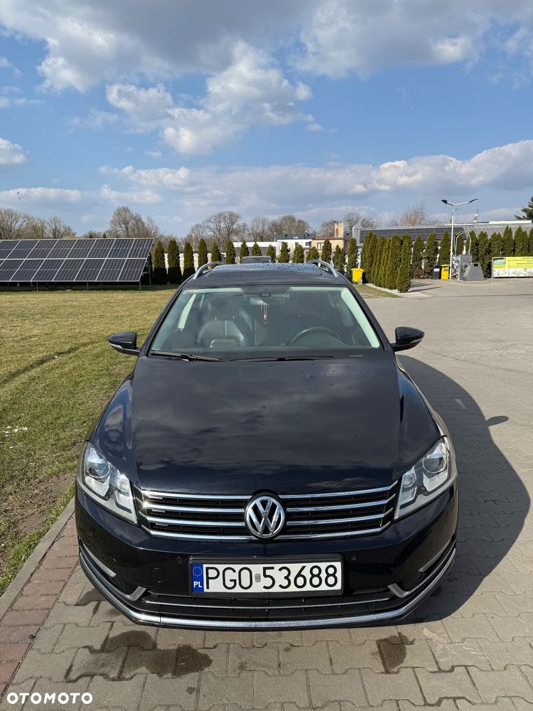 Volkswagen Passat 2.0 TDI Highline DSG - 2