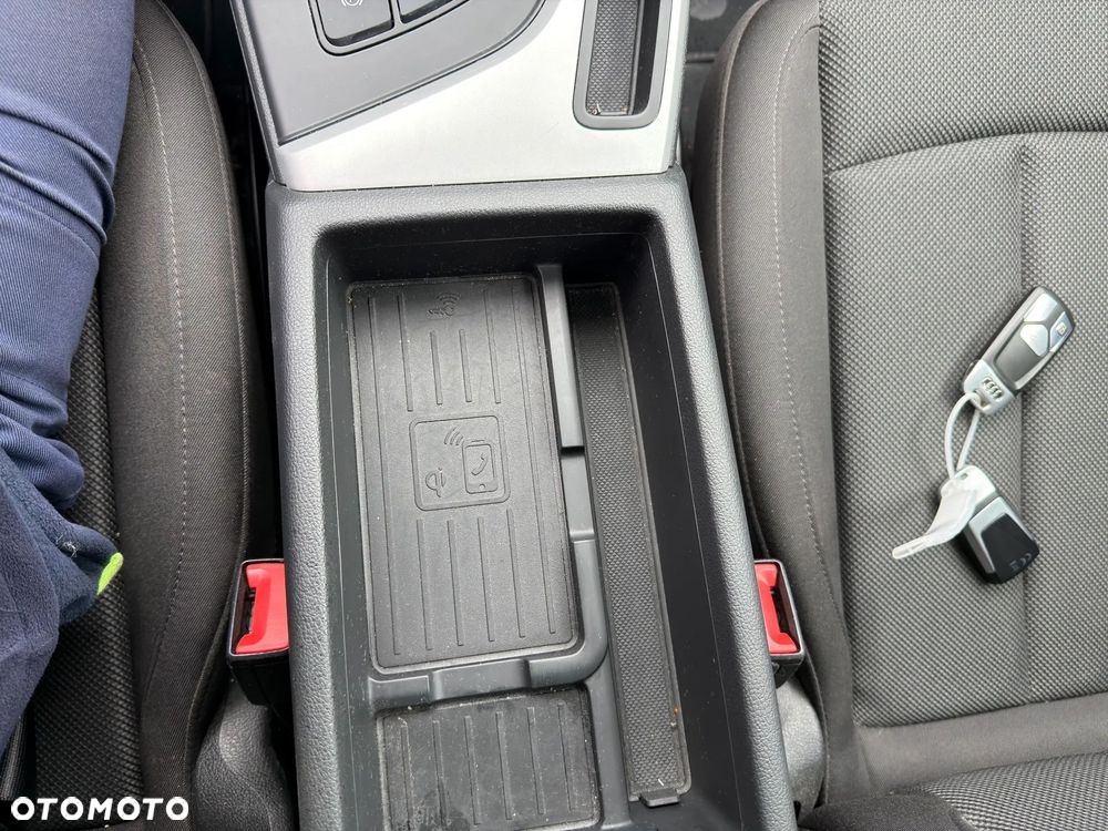 Audi A4 Avant 35 TDI S tronic - 30