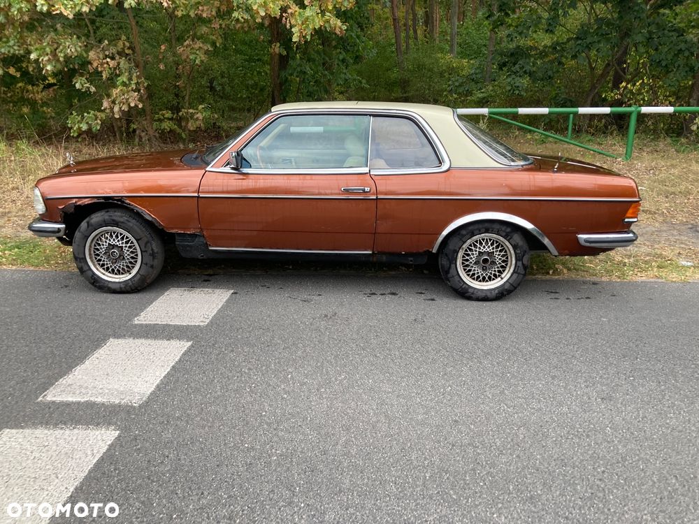 Mercedes-Benz W123 - 5