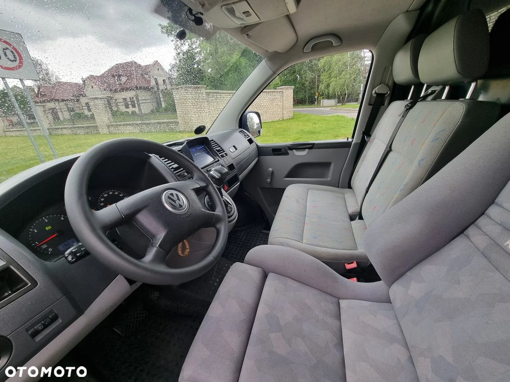 Volkswagen Transporter T5 - 5