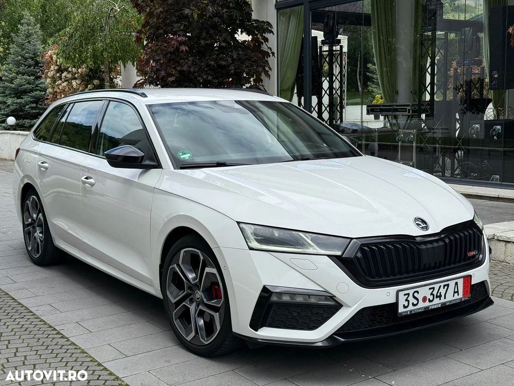 Skoda Octavia 2.0 TDI DSG RS Plus - 22