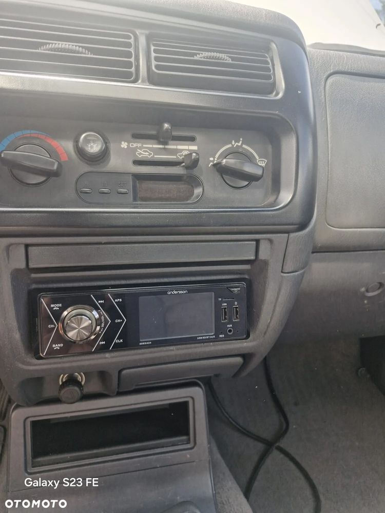 Mitsubishi L200 - 14