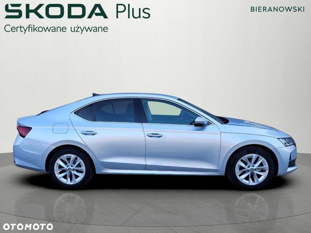 Skoda Octavia 1.5 TSI Selection - 2