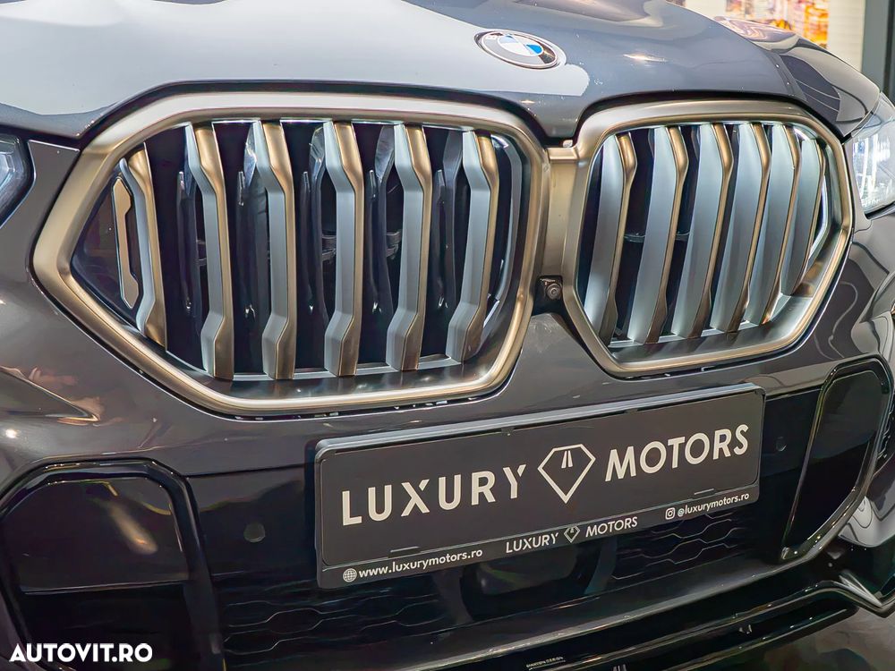 BMW X6 M M50i - 25