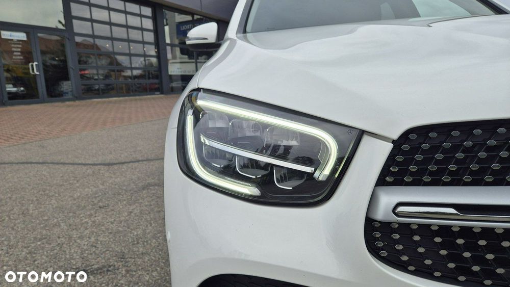 Mercedes-Benz GLC 200 d 4-Matic Business Edition - 3