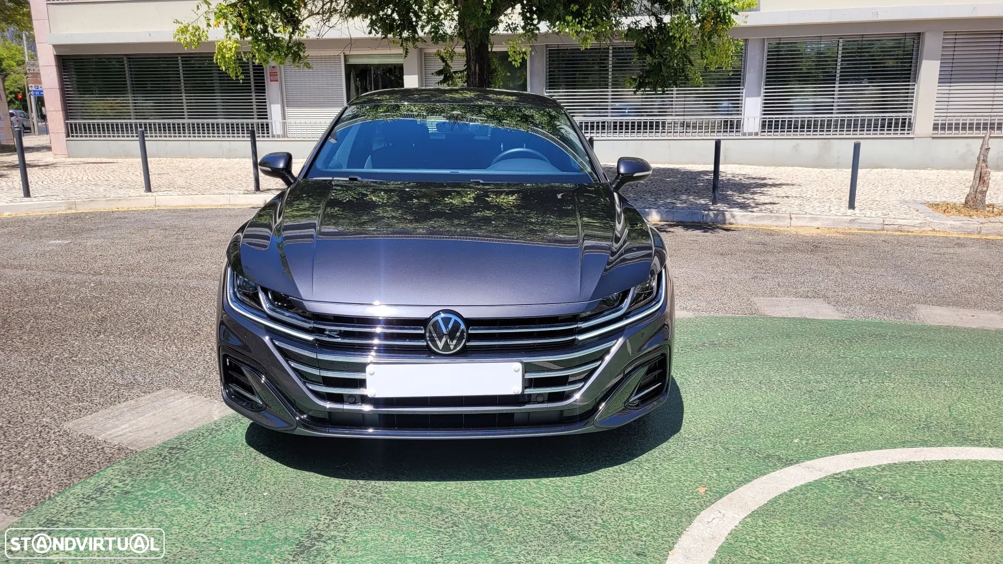 VW Arteon Shooting Brake 2.0 TDI R-Line DSG - 1