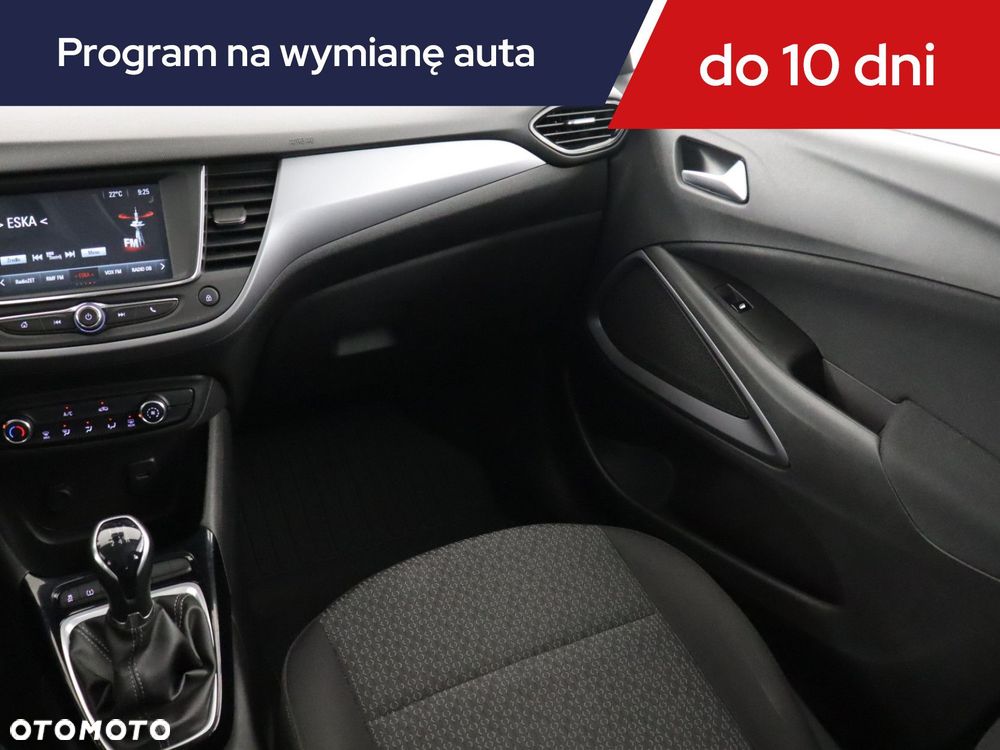 Opel Crossland X - 10