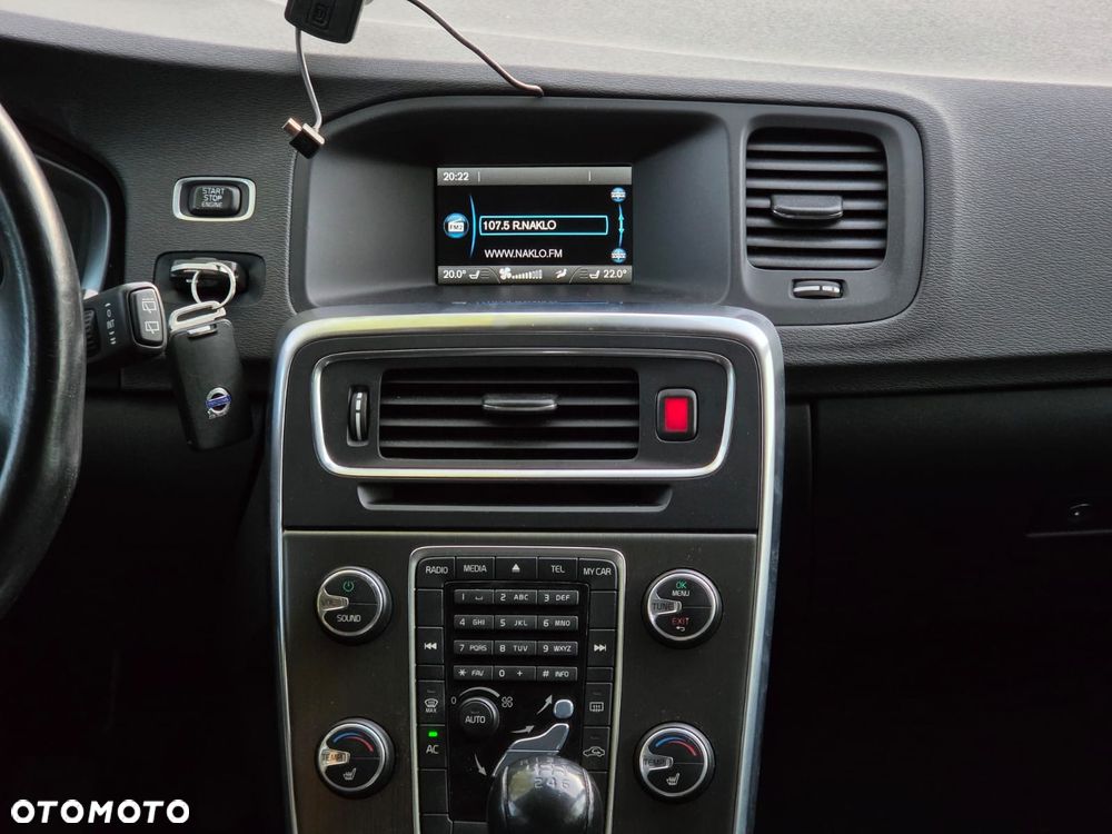 Volvo V60 T3 Edition - 16