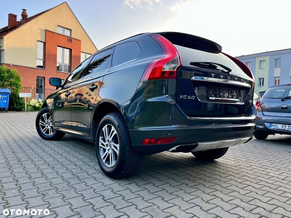 Volvo XC 60 D4 Momentum - 5